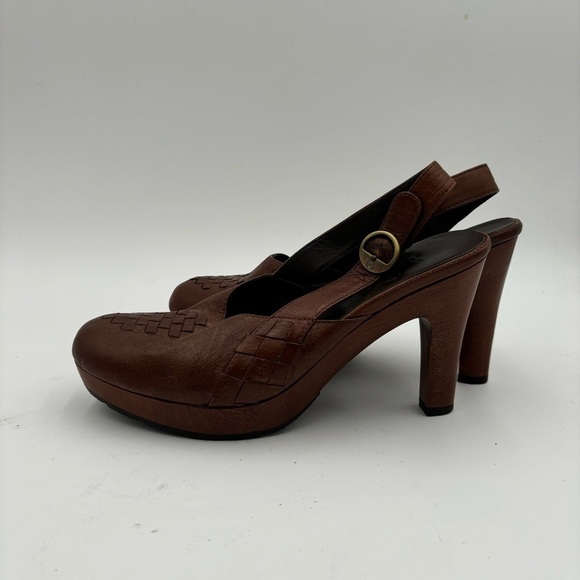 Cole Haan Women’s 9 Brown Leather Platform Woven Heels - Picture 2 of 7